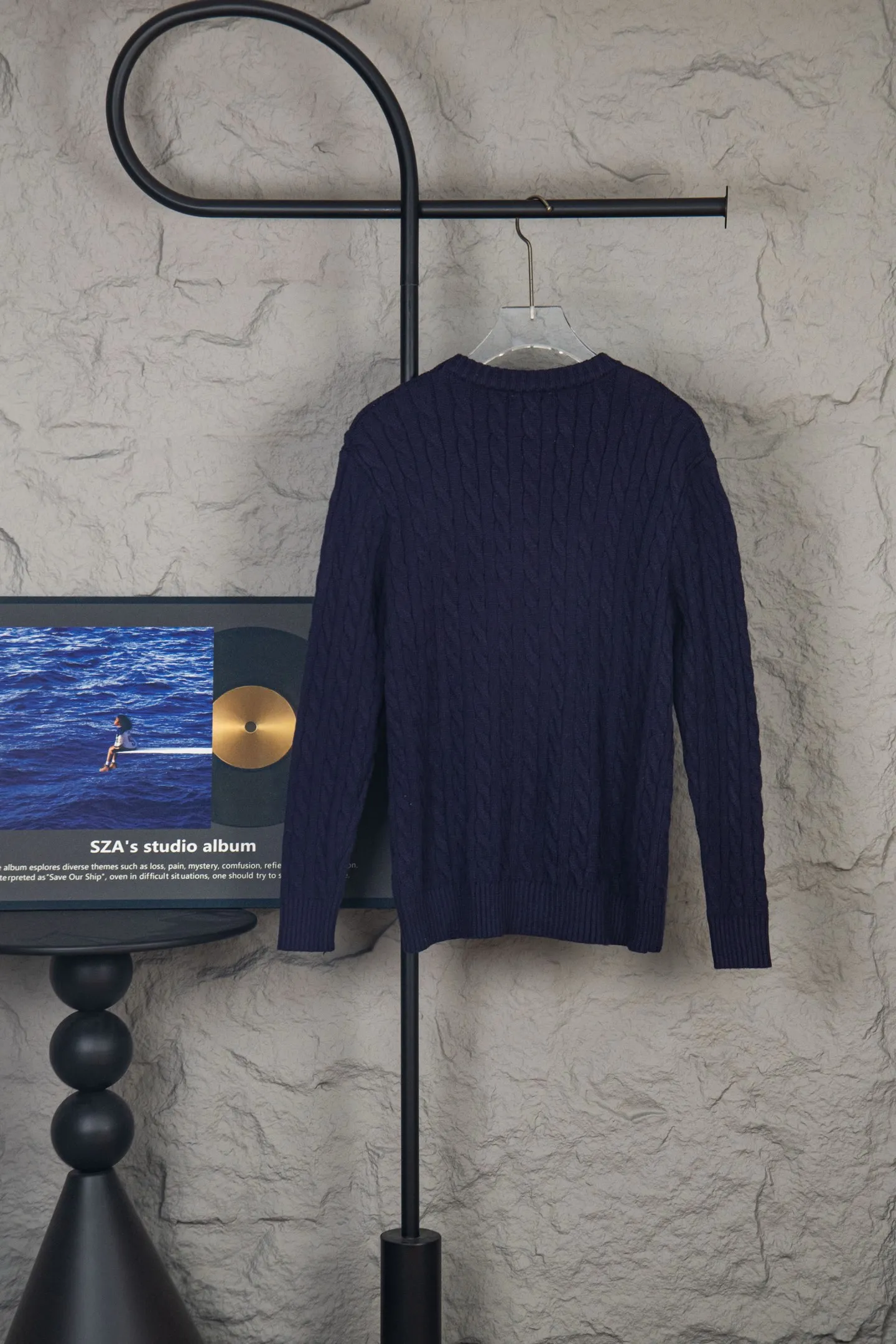 P220 ralph lauren #ootddailywear #Autumn and winter sweater #knitwear outfit #ralph lauren sweater #can be worn by both men and women. Finally, after the Ralph men’s twist crew neck sweater is available, it is finally here. The hottest sweater is a limited edition every year. There will not be many styles in the store! Ralph Lauren men's crew neck sweater. The shape is really nice. It can be worn alone or as a jacket. It can be worn on the inside or worn with a shirt. 100% pure cotton #Practical wear. Color: white, navy blue, khaki, gray, size S to XL